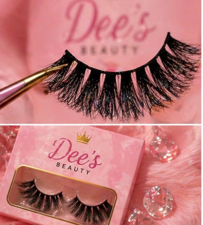 Dee's Signature Lashes